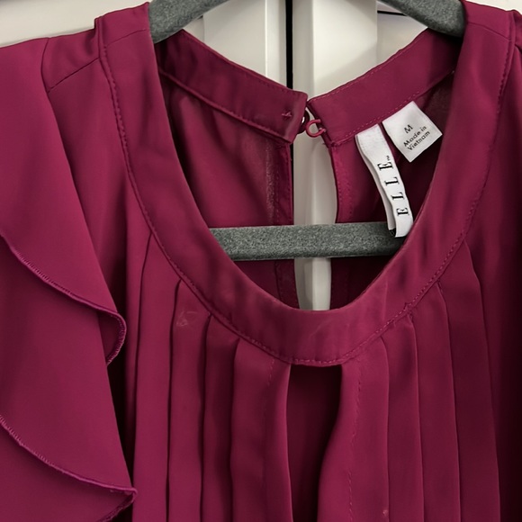Burgundy color blouse - Picture 2 of 5